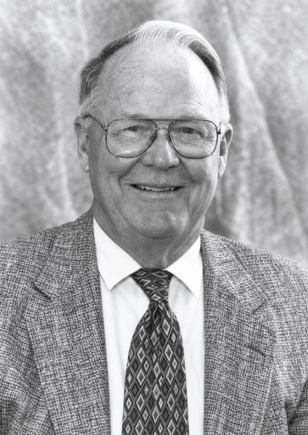 Raymond Murray
